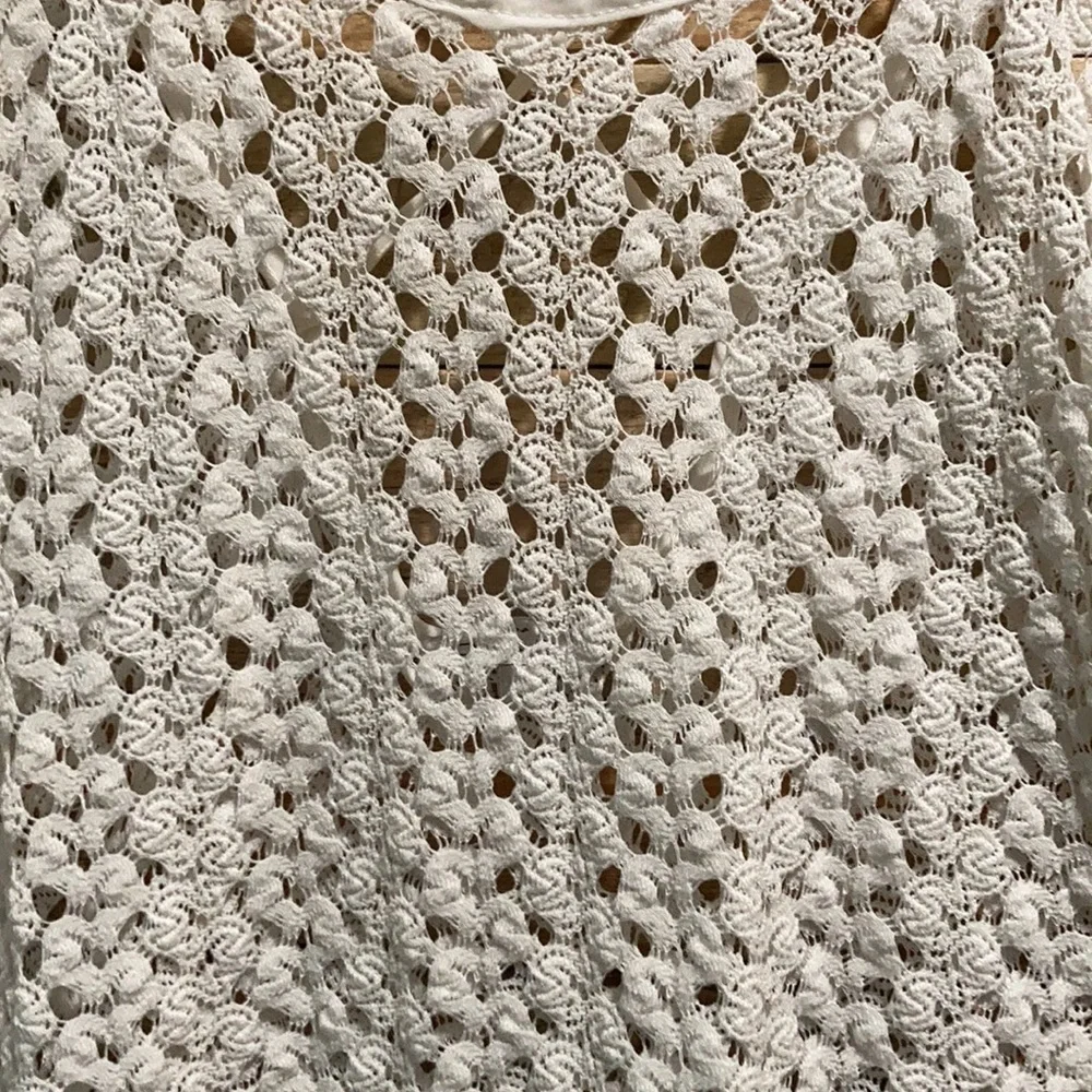 4/$25 Moa Moa White High Low Sleeveless Top Small. B - Picture 3 of 7